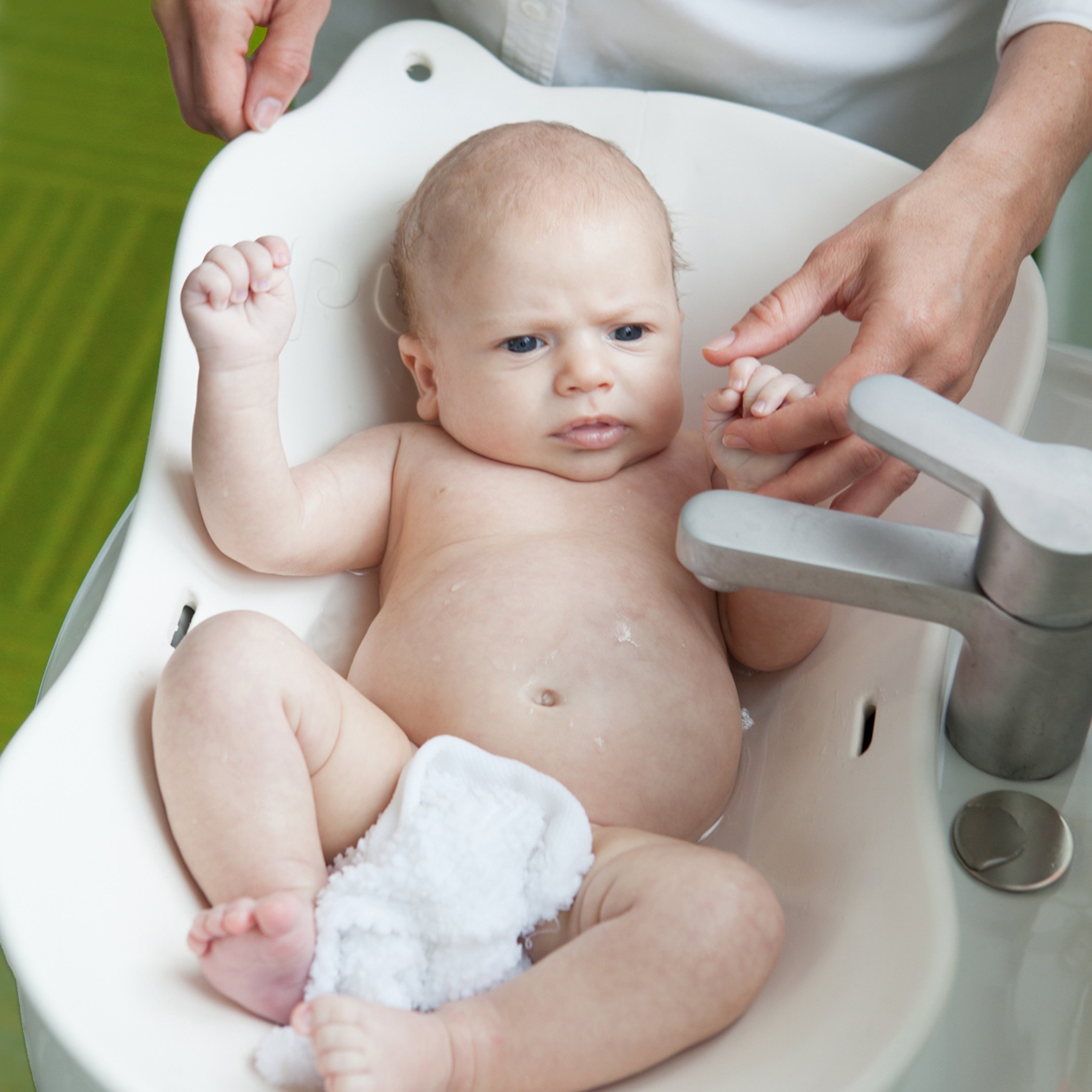 Температура для купания новорожденных в ванночке. Ванночка Puj Flyte. Детская ванночка Puj Flyte. Ванночка складная Puj Tub. Puj Flyte ванночка для раковины.