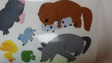 Фотография Книга с многоразовыми наклейками Развивающие наклейки для малышей "В лесу" предоставлена покупателем